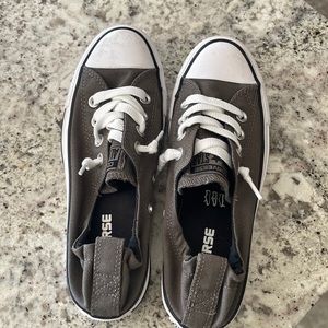 Converse sneaker - pull one - size 6.5 -  green gray in color!
